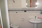 TurismoInCilento.it - B&B,Casevacanze,Hotel - Villacastella - bagno con doccia